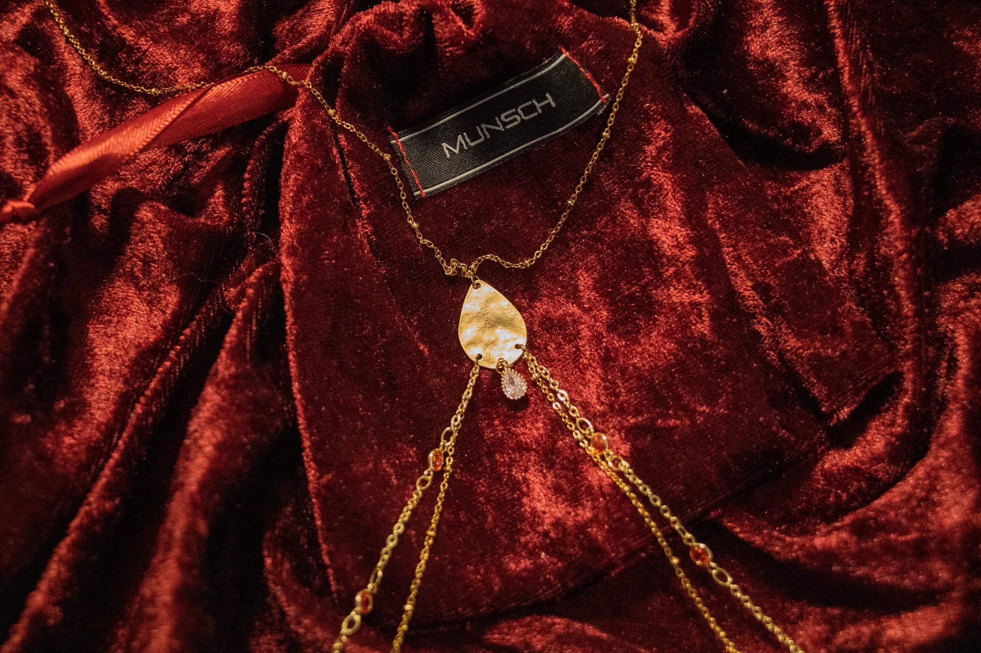 Bijou de corps MÉLY MUNSCH L'atelier